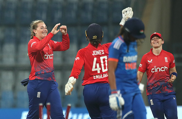 INDW Vs ENGW: Indian women's team suffered a crushing defeat in the first match, England won by 38 runs.