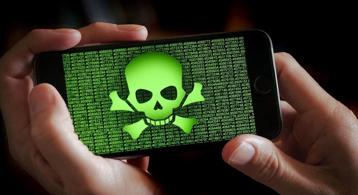 Is there any virus in your smartphone?  Find out like this
