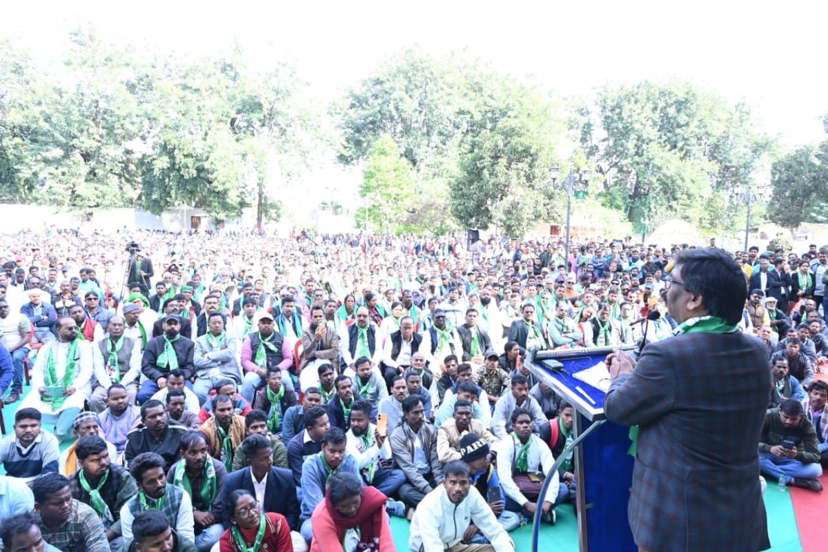 Jharkhand: CM Hemant Soren boosted the morale of JMM workers through 'Samvad', gave the mantra to win the 2024 elections.