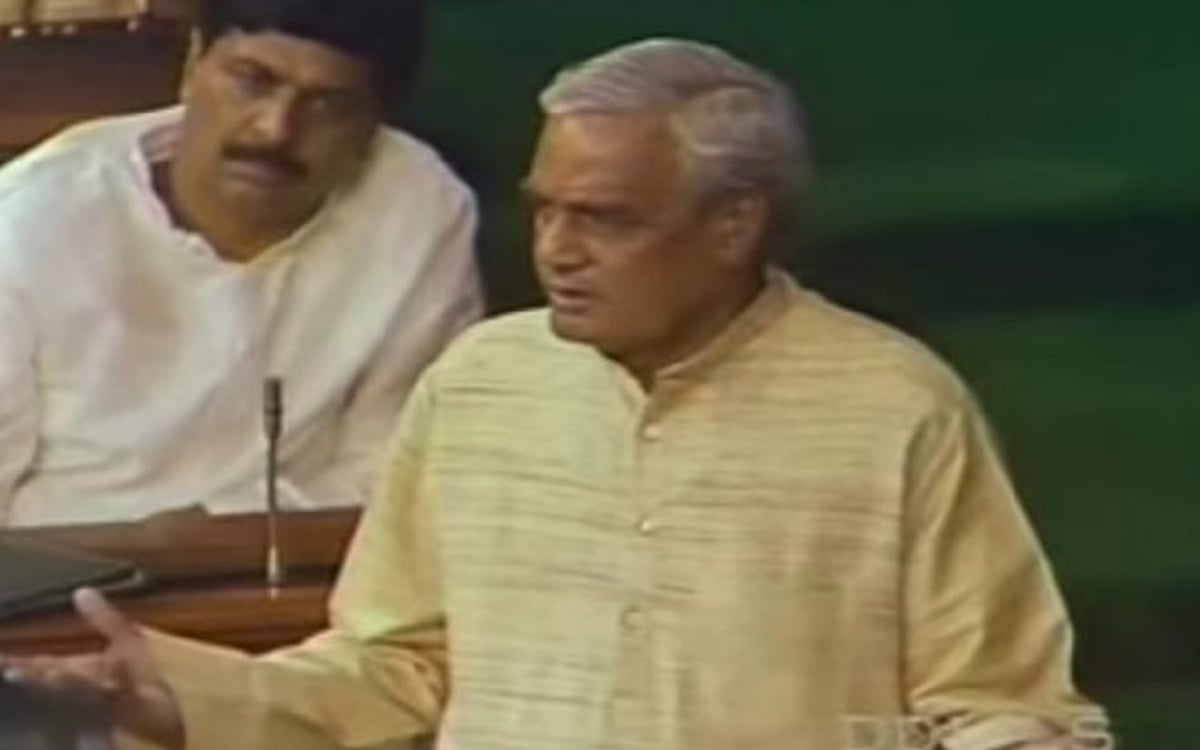'One day the whole country will laugh at Congress', Atal Bihari Vajpayee had predicted this 28 years ago
