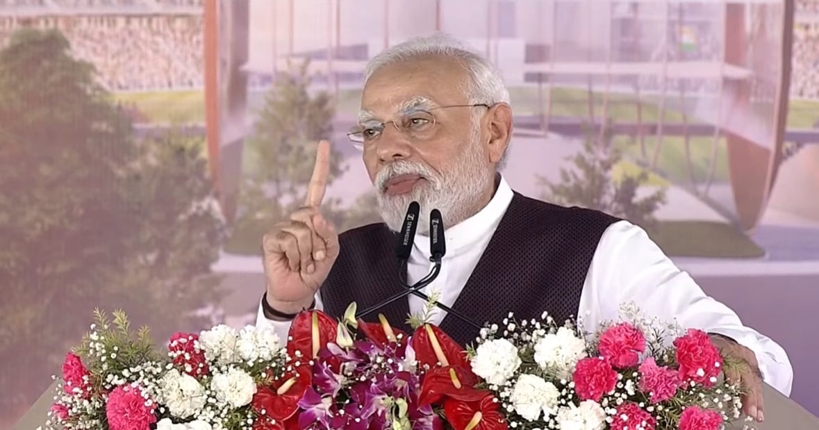 PM Modi at Varanasi: PM Narendra Modi said in Kashi, Developed India Sankalp Yatra is also my test.