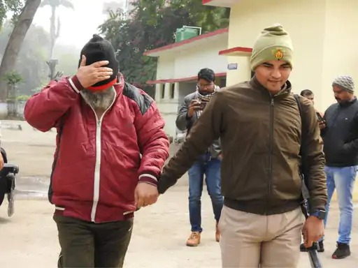 UP News: Yusuf became Naib Tehsildar after converting religion in Hamirpur, wife lodged FIR, arrested