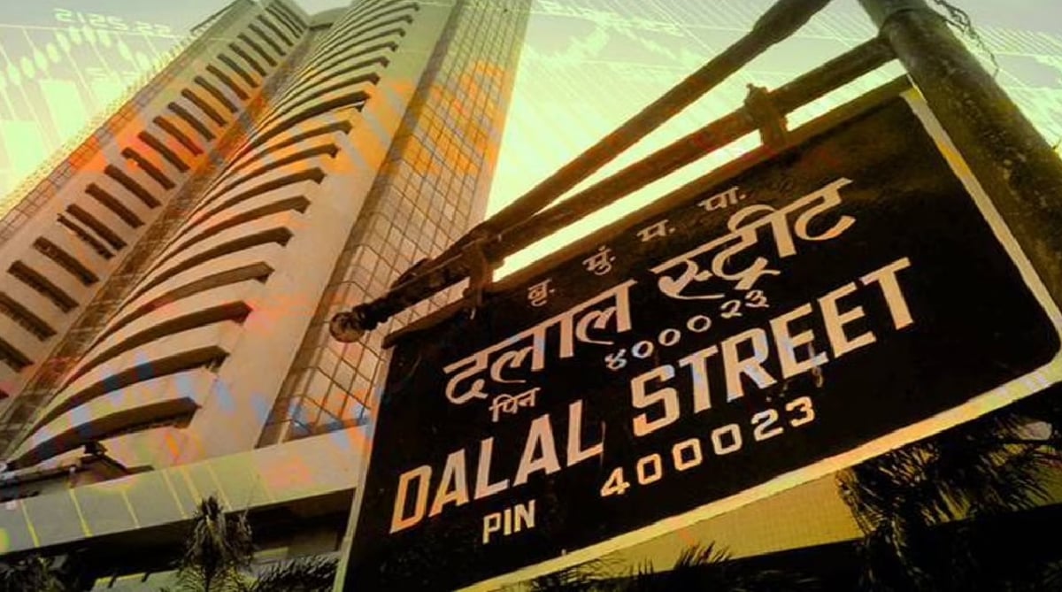 Year Ender 2023: This year, small shares became the first choice of Dalal Street, small cap and mid cap got bumper returns.