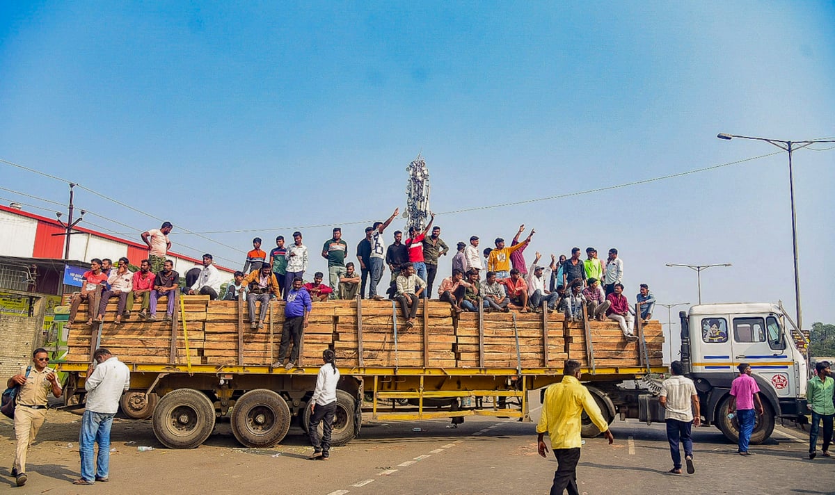 Truck drivers' strike ends, government assures to discuss new law, know why there is protest