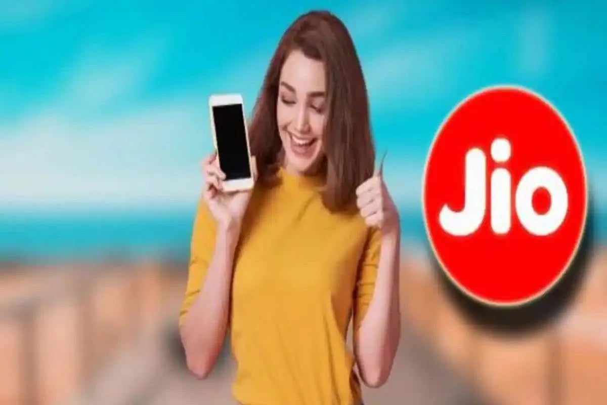 This recharge plan of Jio is amazing, you get calling and data benefits in less than Rs 250.