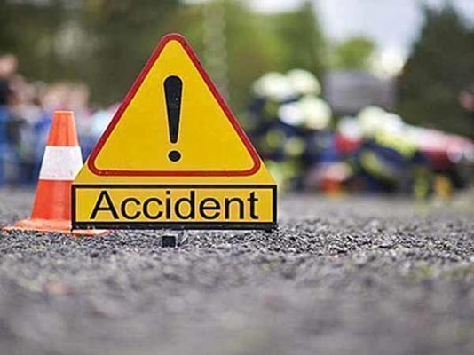Bihar Accident: Speeding truck crushed 4 people after brake failure, two injured, driver absconding