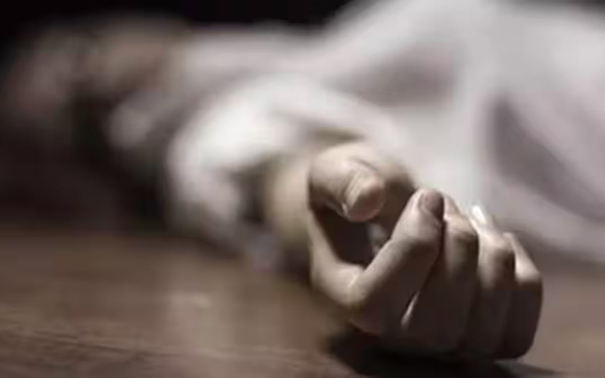 Dhanbad: PhD student from Sudamdih commits suicide in IIT Kanpur. 