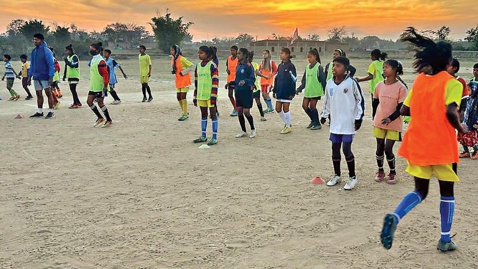 Football: In this village of Ranchi, the daughter of every house plays football.
