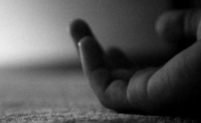 Girl student commits suicide in Kota by writing 'Sorry Mom, Dad, I am a loser, this is the last option'