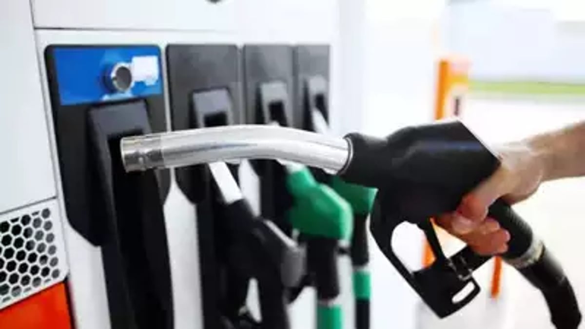 Good News! From this day the price of petrol and diesel will be reduced, there may be a reduction of 5 to 10 rupees.
