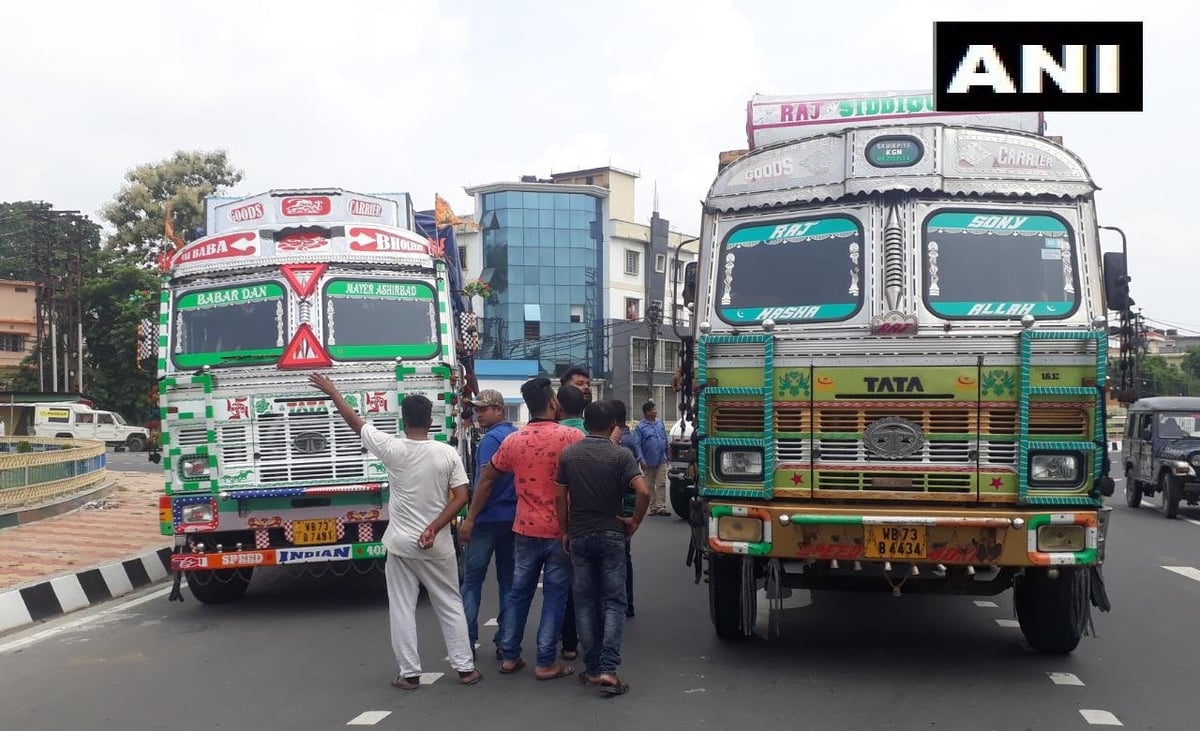 Hit and Run Law: Ruckus across the country, anger of truck drivers erupted in Maharashtra, police attacked