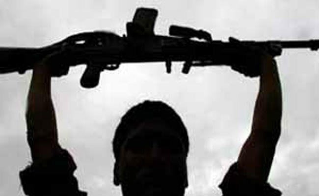Jharkhand: Naxalite carrying reward of Rs 10 lakh surrenders, expresses desire to join mainstream