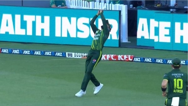 PAK vs NZ: Babar Azam 'pit fielder', know why he misses catches in the match