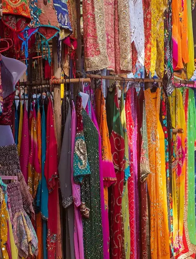 Ranchi's textile market is buzzing for Lagan, know which special ...