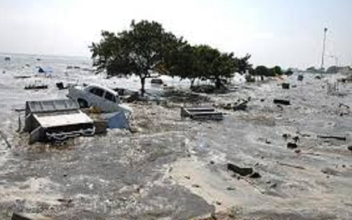 Tsunami: How does tsunami come, its speed is more than a jet plane, it leaves devastation behind