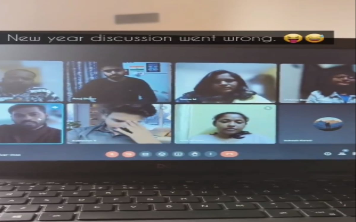 VIRAL VIDEO: There was a lot of commotion on video call, corporate workers fought like children in the meeting.