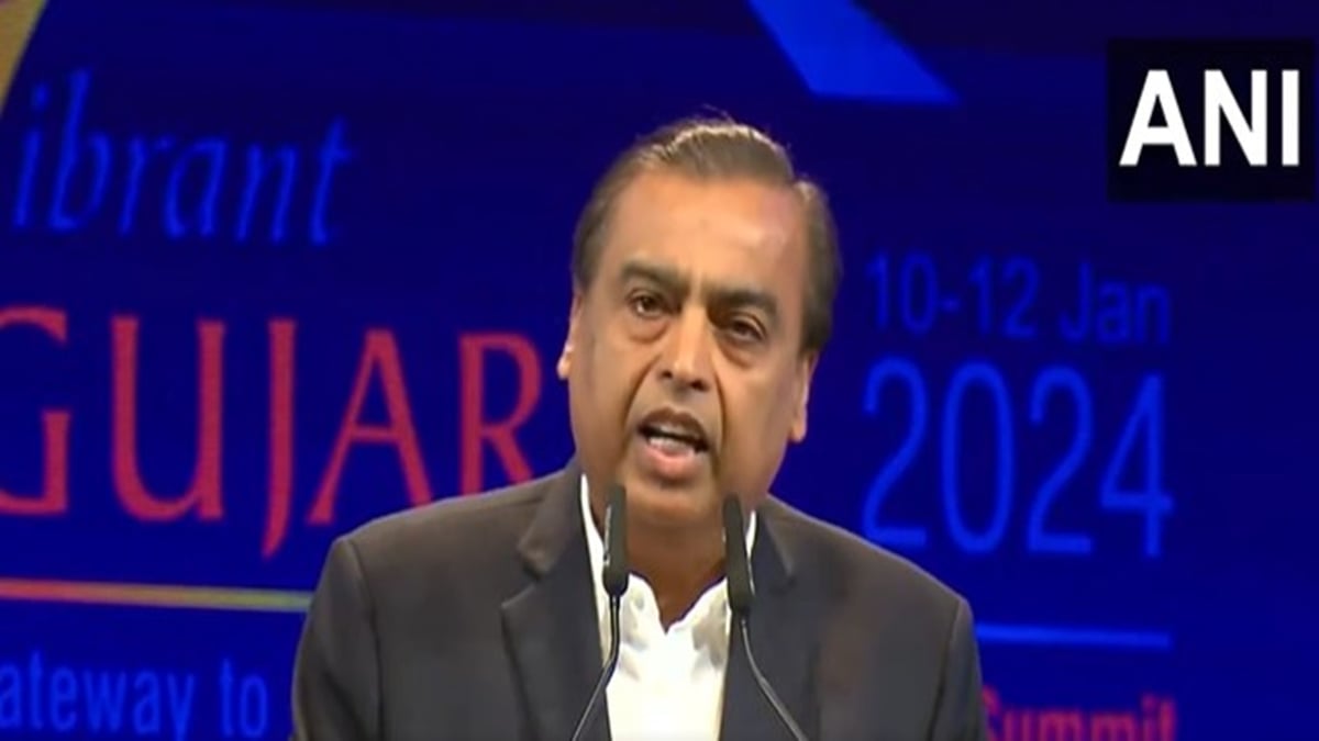 Vibrant Gujarat: Mukesh Ambani said, RIL is a Gujarat company, the state will become a hub for green energy and hydrogen energy.