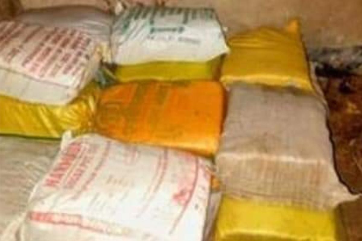 WB: Huge quantity of explosives recovered from Birbhum, thousands of gelatin sticks recovered from abandoned house.