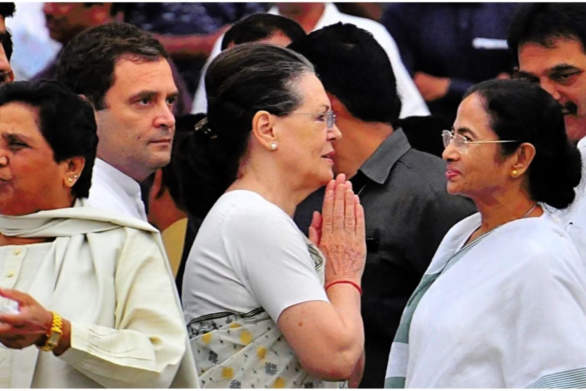 West Bengal: Sonia Gandhi sent proposal to Mamata Banerjee regarding alliance on six seats in the state.