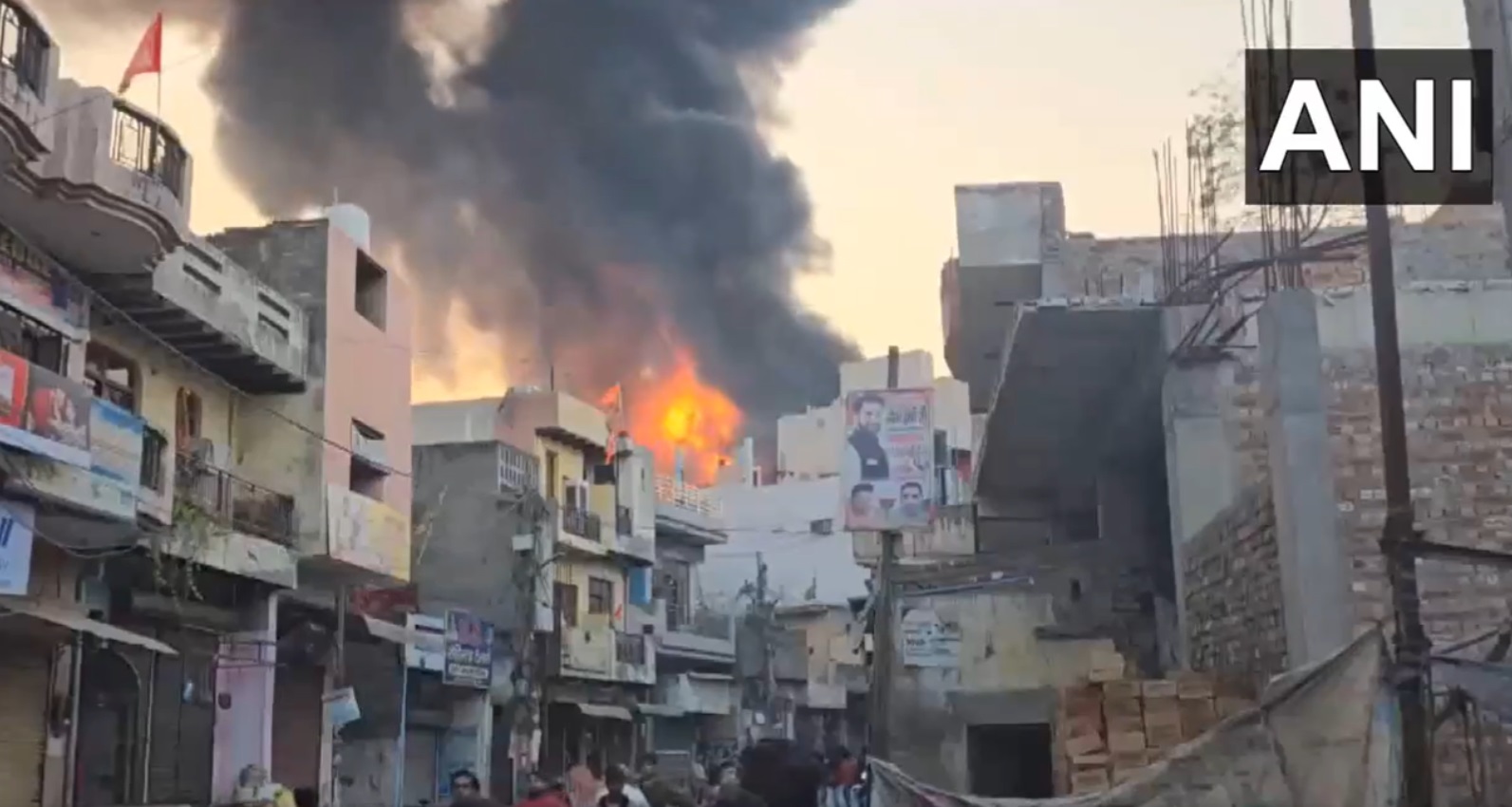 Alipur fire broke out at main market Three people died