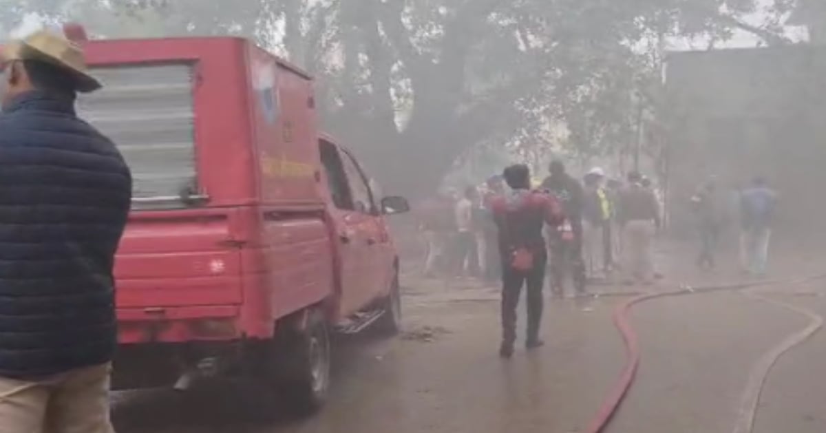 Fire broke out in Bihar's biggest hospital PMCH, chaos created, fire brigade team reached the spot.