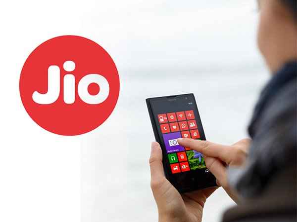 Jio added 34.5 lakh new mobile customers in November: TRAI