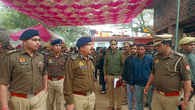 UP Crime: Army shot 7 people in land dispute, woman died, 6 admitted to hospital in critical condition