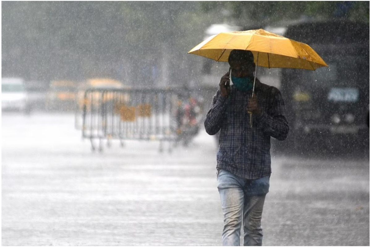 Bengal Weather Forecast: Chance of rain in various districts of the state over the weekend.