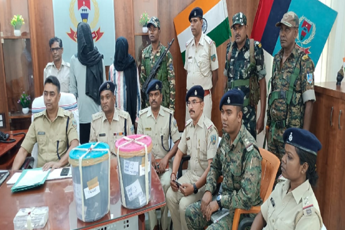Chatra: Two smugglers arrested with opium worth Rs 2.5 crore in Chatra.