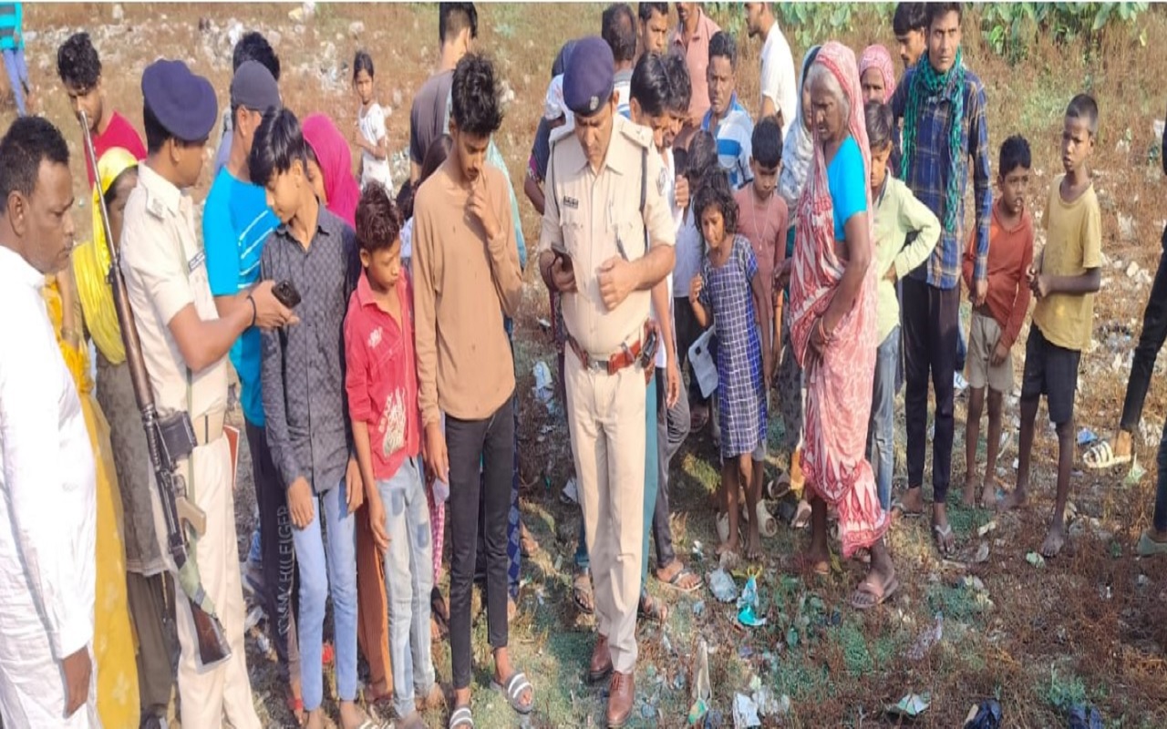 Bihar News: Murder of a young man in Bhagalpur, sensation spread after the dead body was found in the morning, police engaged in investigation.