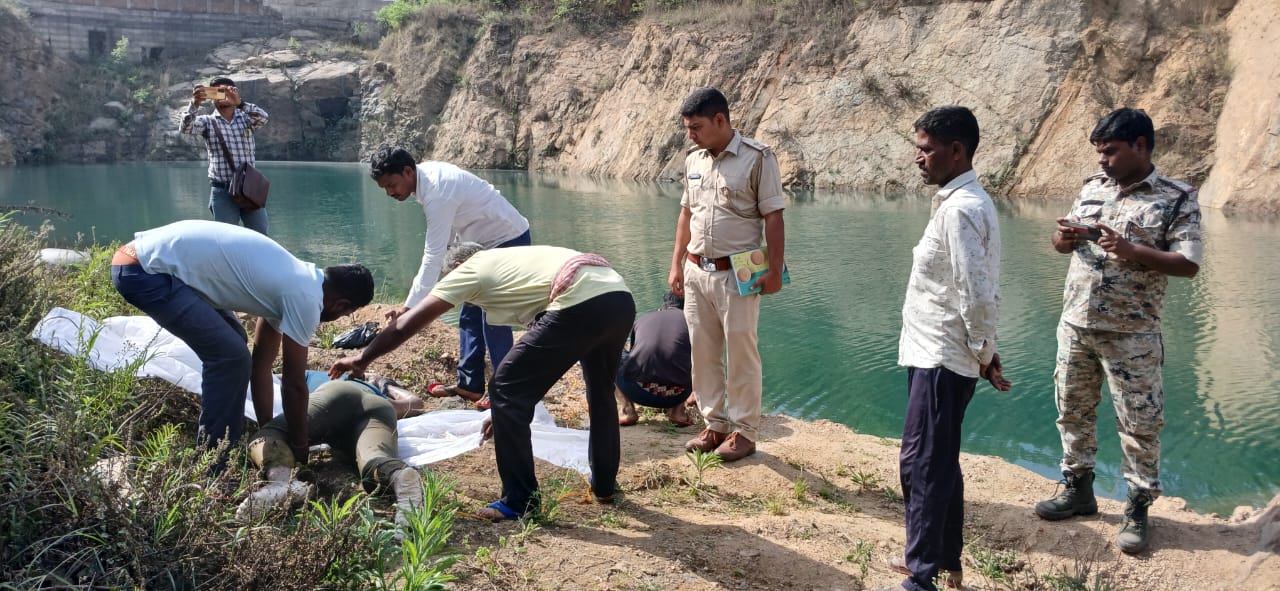 Body of missing girl found from closed stone mine of Koderma