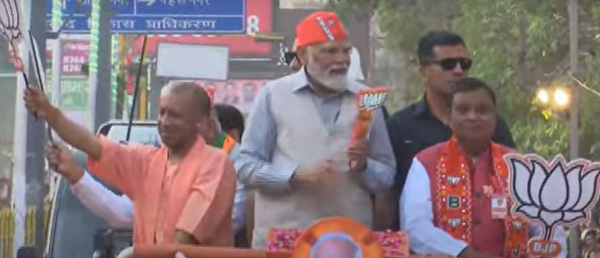 Lok Sabha Election 2024 Grand welcome for PM Modi in Ghaziabad road show