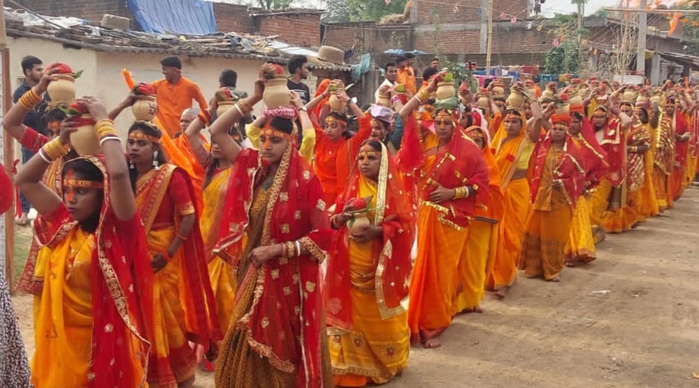 Mahayagya started with Kalash Yatra in Manjholi village