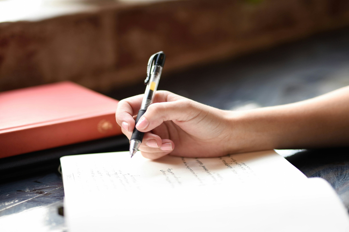 Personality Traits: What does the way you hold your pen say about you?